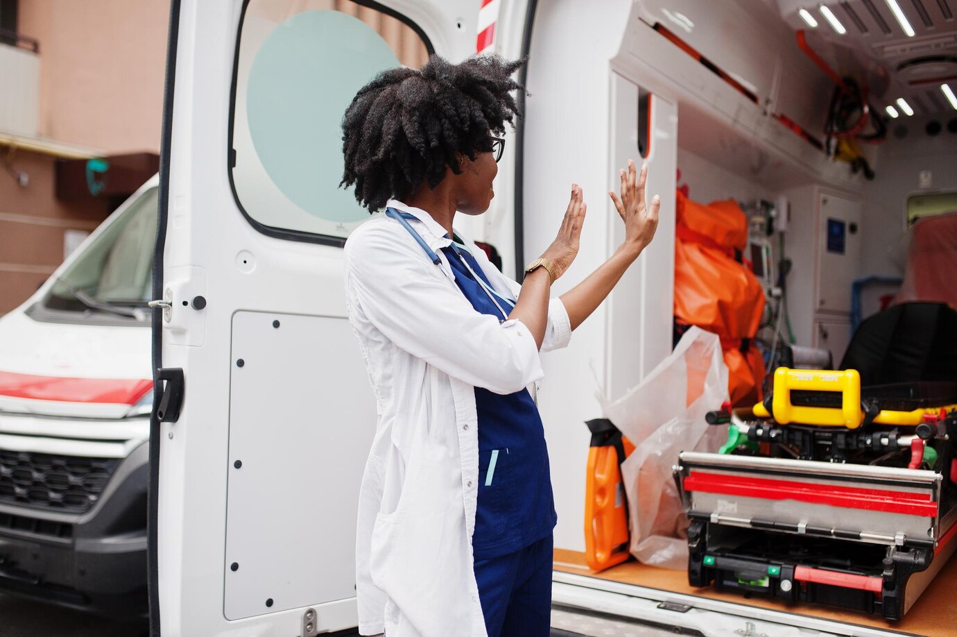 Sur nos routes, donner priorité aux ambulances.