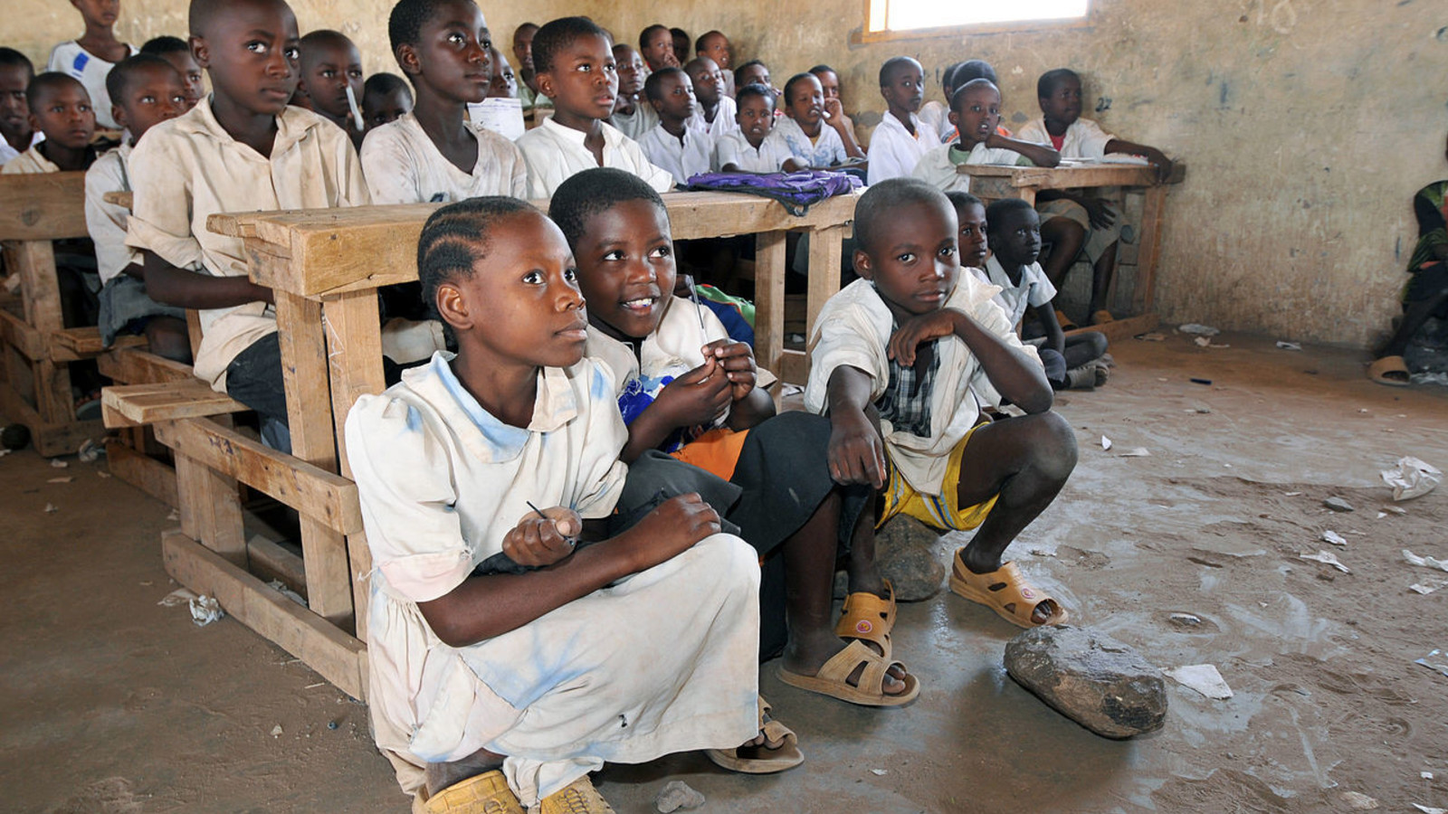 La faillite du système éducatif au Bénin : comment remédier aux infrastructures vétustes et à la qualité de l'enseignement ?