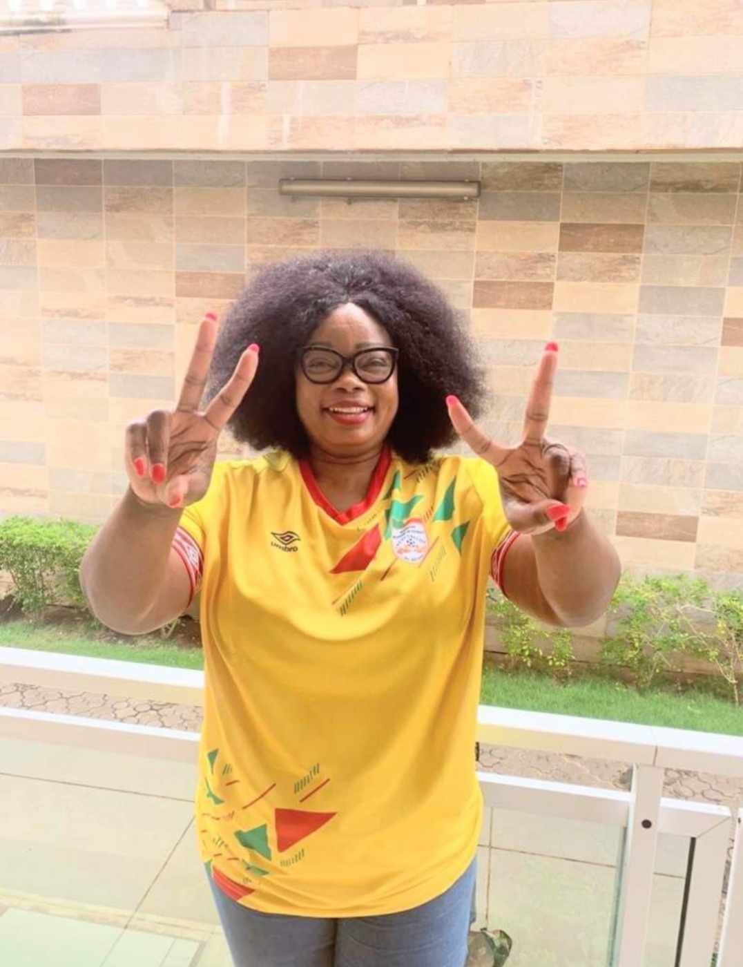Maman Claudine Afiavi PRUDENCIO, l’amazone singulière sur le chemin du service