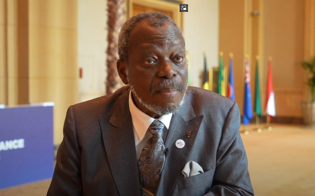 Robert S. M. DOSSOU : Fidèle serviteur authentique de la République