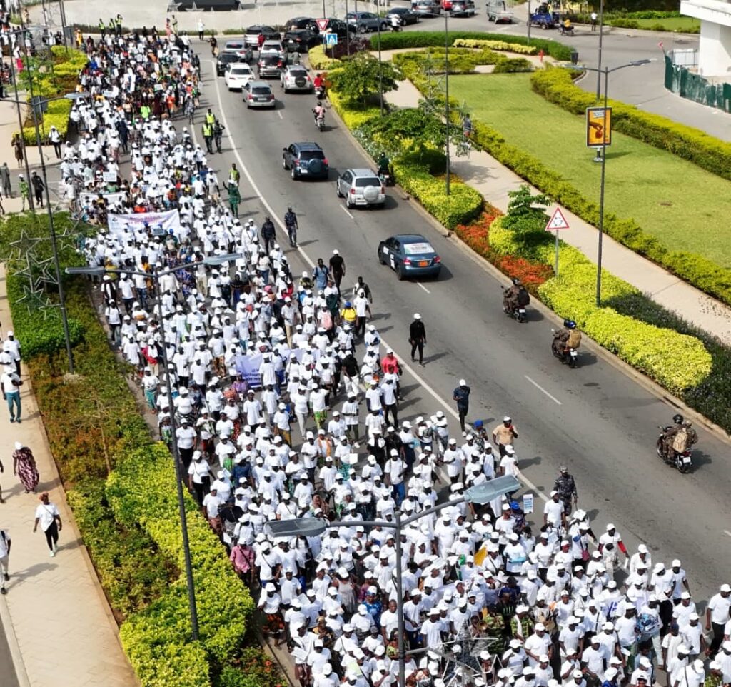 Mobilisation citoyenne contre le coup d’État déjoué : « Waro 2026 » et sa diaspora mobilisent près de 1500 membres pour un Bénin debout