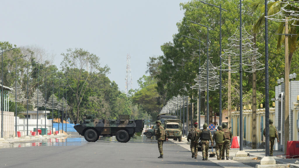 Putsch raté au Bénin: la police offre 20 millions de francs CFA pour la capture du cerveau de l'opération