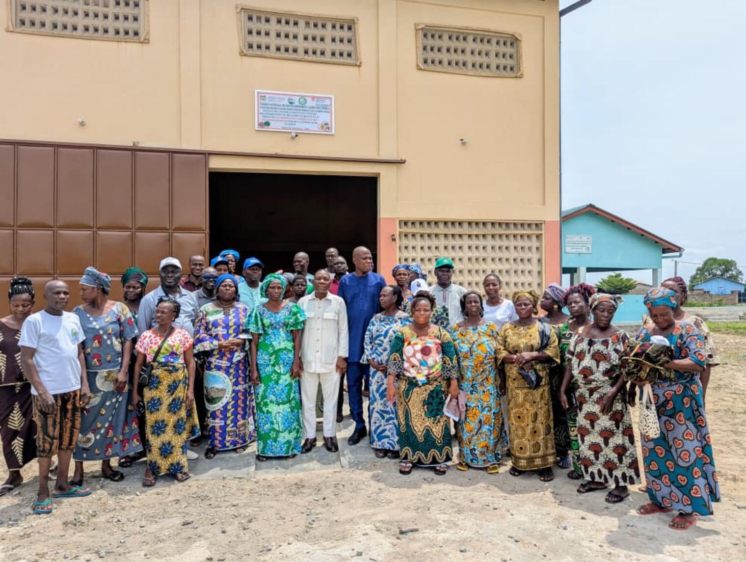 Transformation du riz à Glazoué : Une nouvelle unité offerte aux femmes entrepreneures par le FNDA